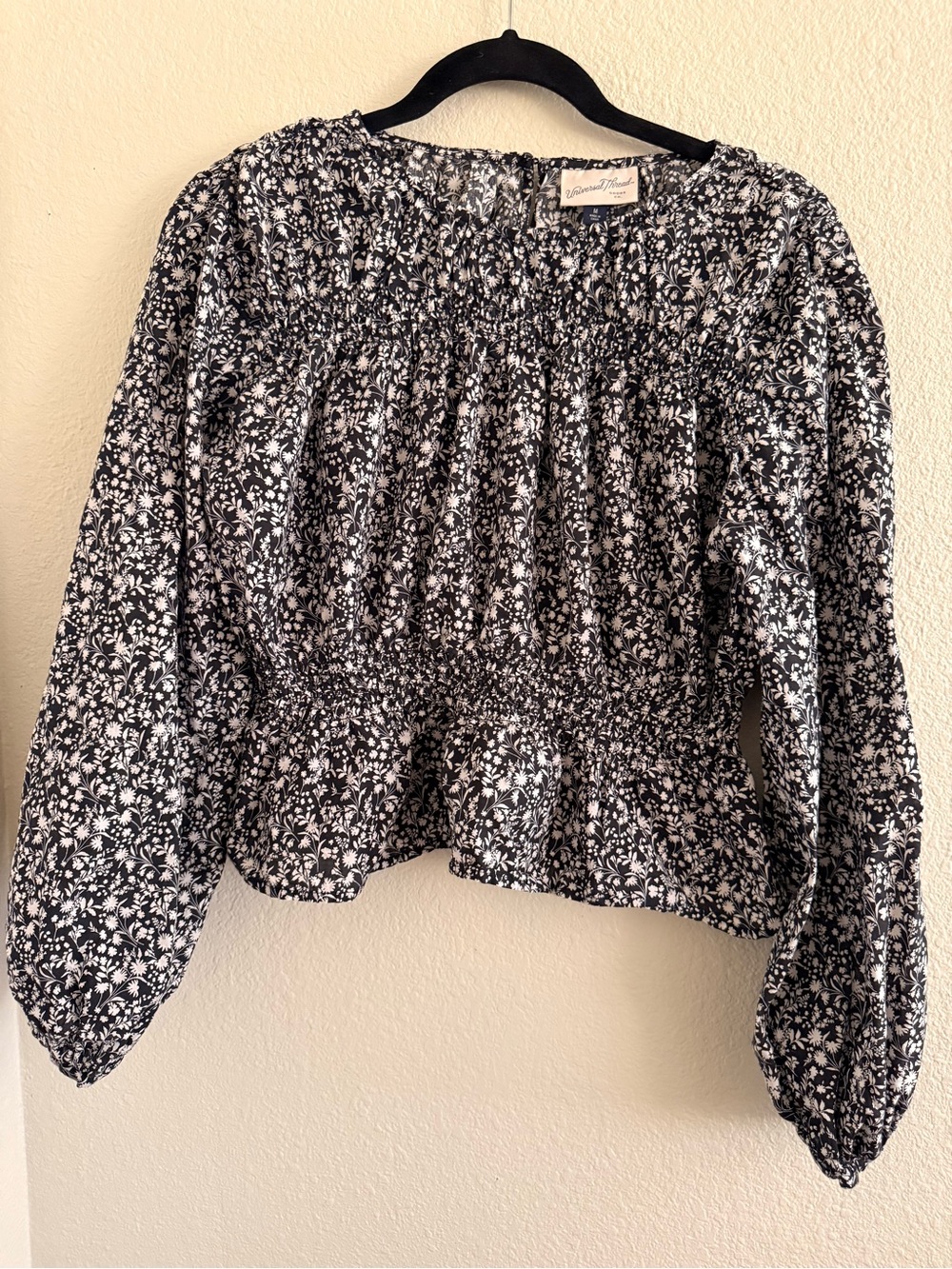 Universal Thread Black and White Floral Smocked Peplum Blouse